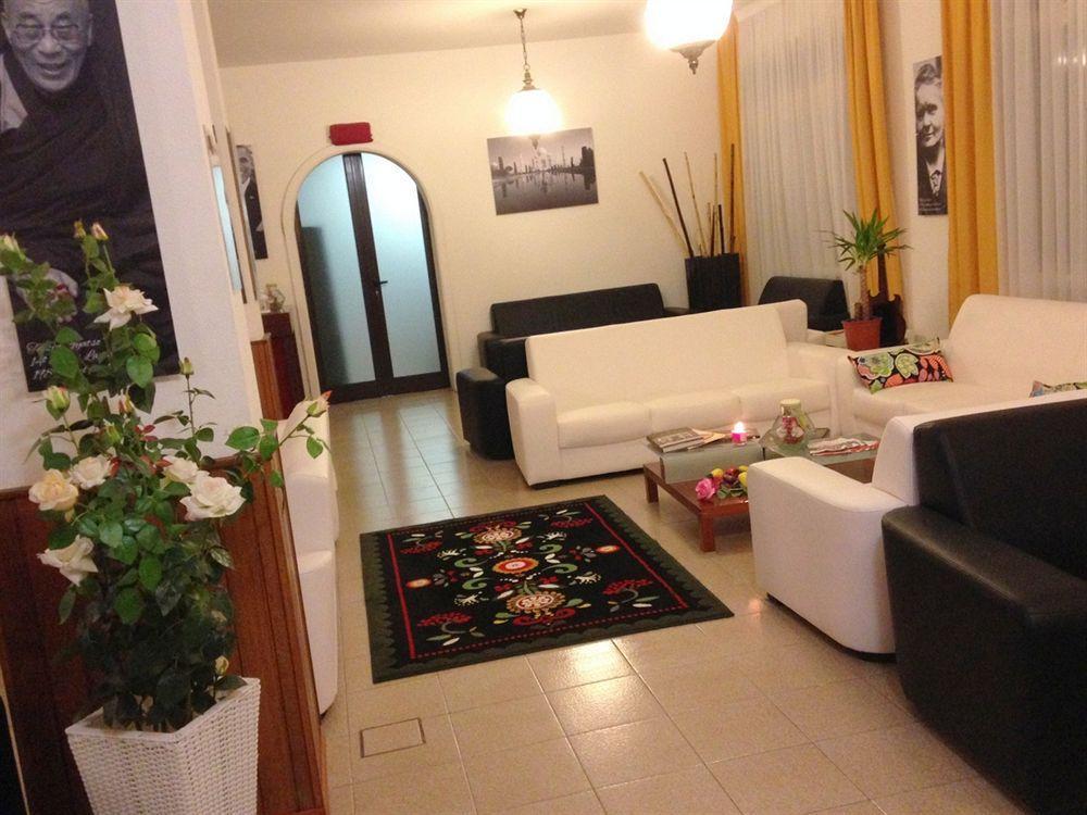Hotel Roncobilaccio Roncobillaccio Buitenkant foto
