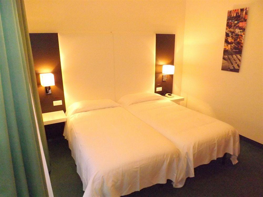 Hotel Roncobilaccio Roncobillaccio Buitenkant foto