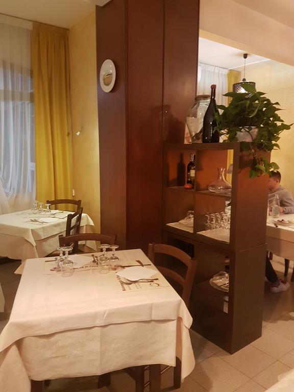 Hotel Roncobilaccio Roncobillaccio Buitenkant foto