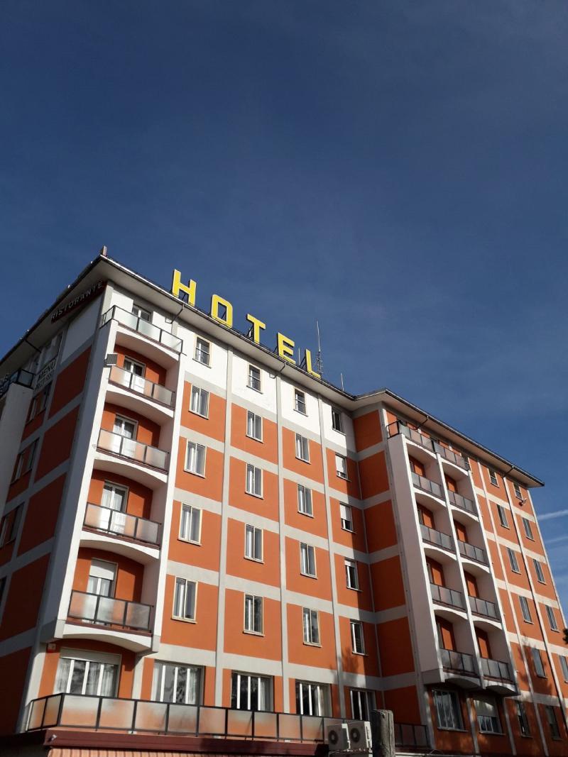 Hotel Roncobilaccio Roncobillaccio Buitenkant foto